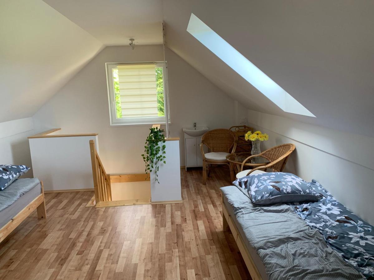 Domki Pod Groniem Kasina Wielka Exteriér fotografie